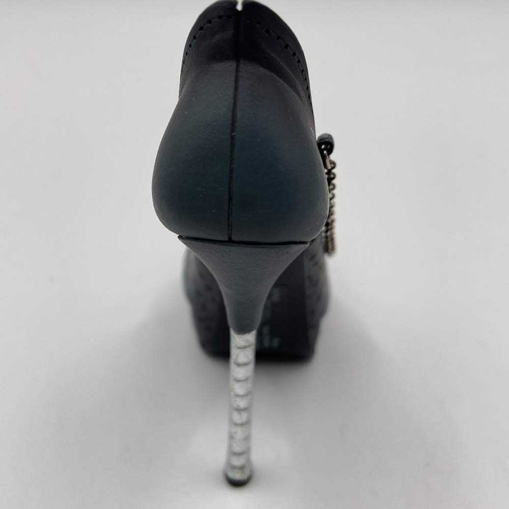 Just The Right Shoe Step Into Your Fantasies Gray Miniature Shoe by Raine - Picture 4 of 13